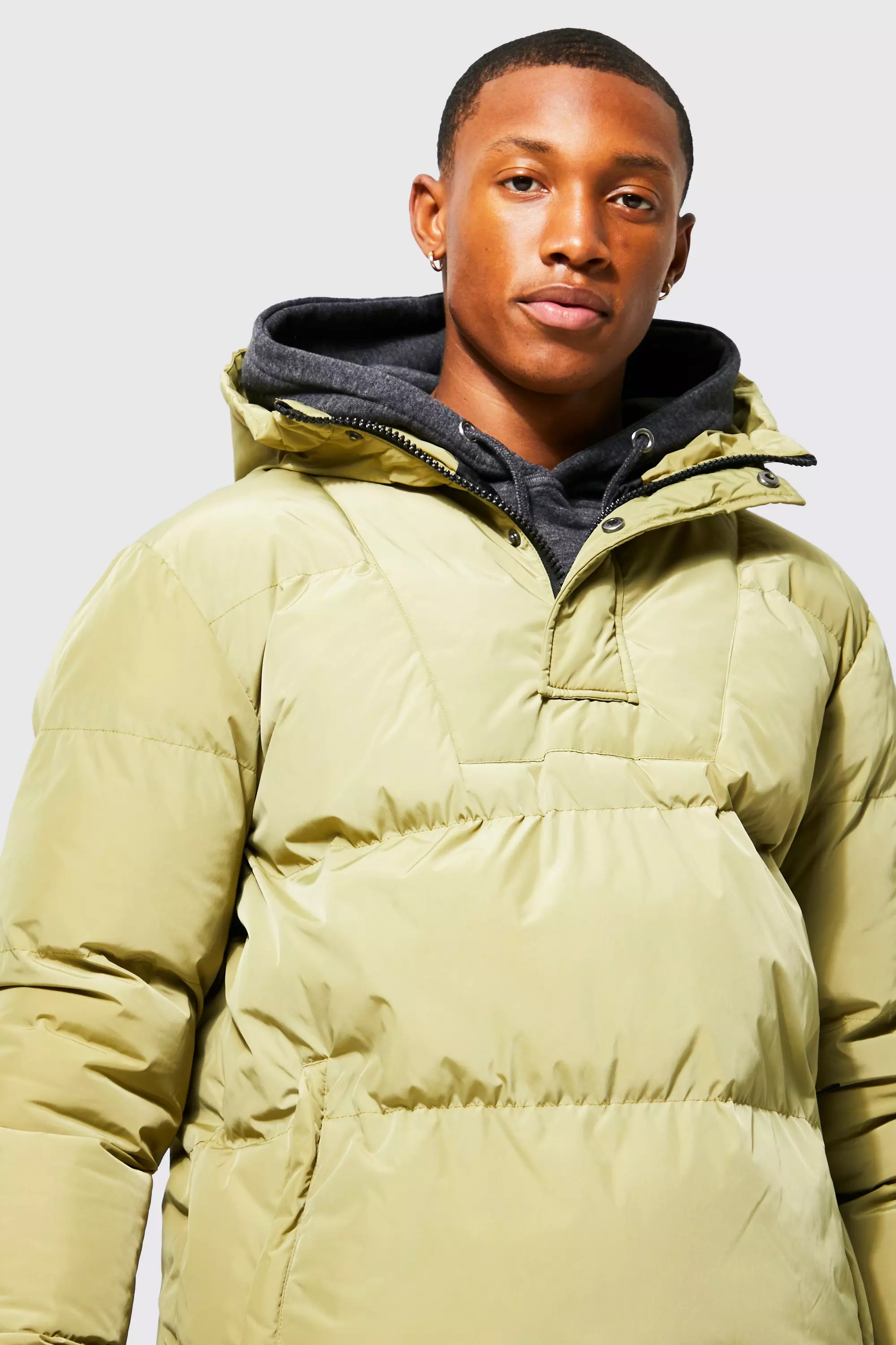 Overhead top puffer jacket