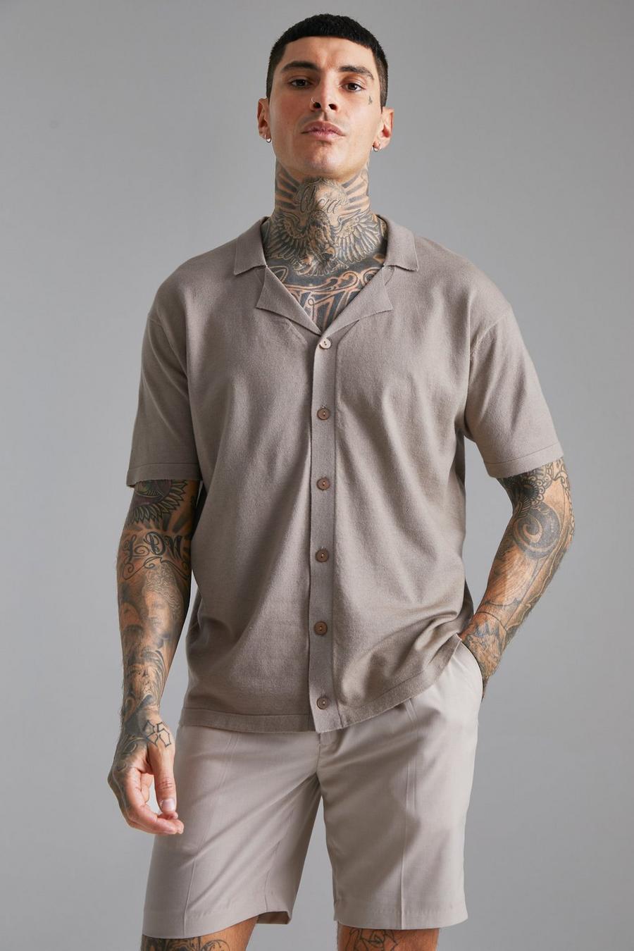 Taupe Short Sleeve Revere Knitted Shirt    image number 1