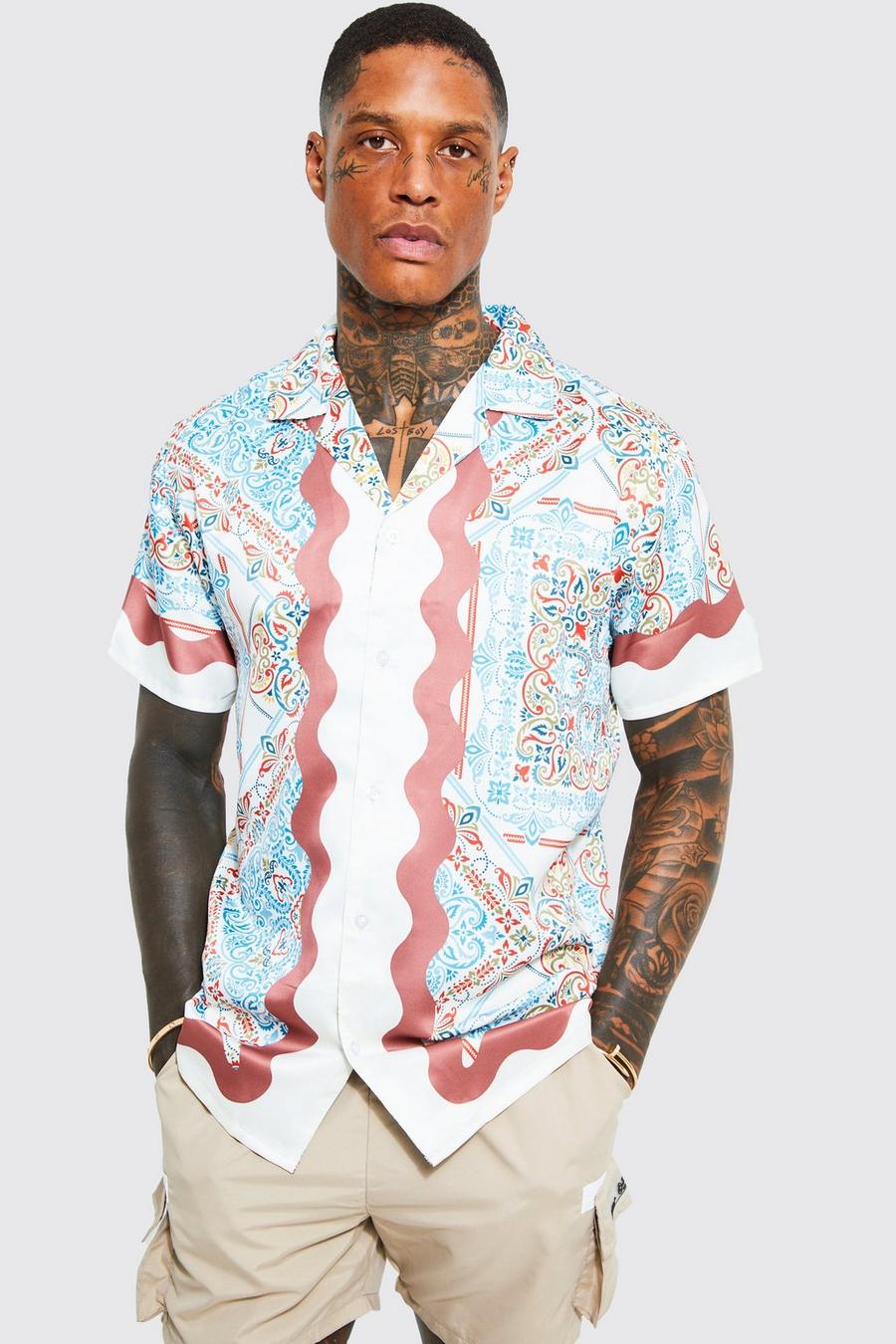 Ecru white Kortärmad mönstrad satinskjorta med bowlingkrage