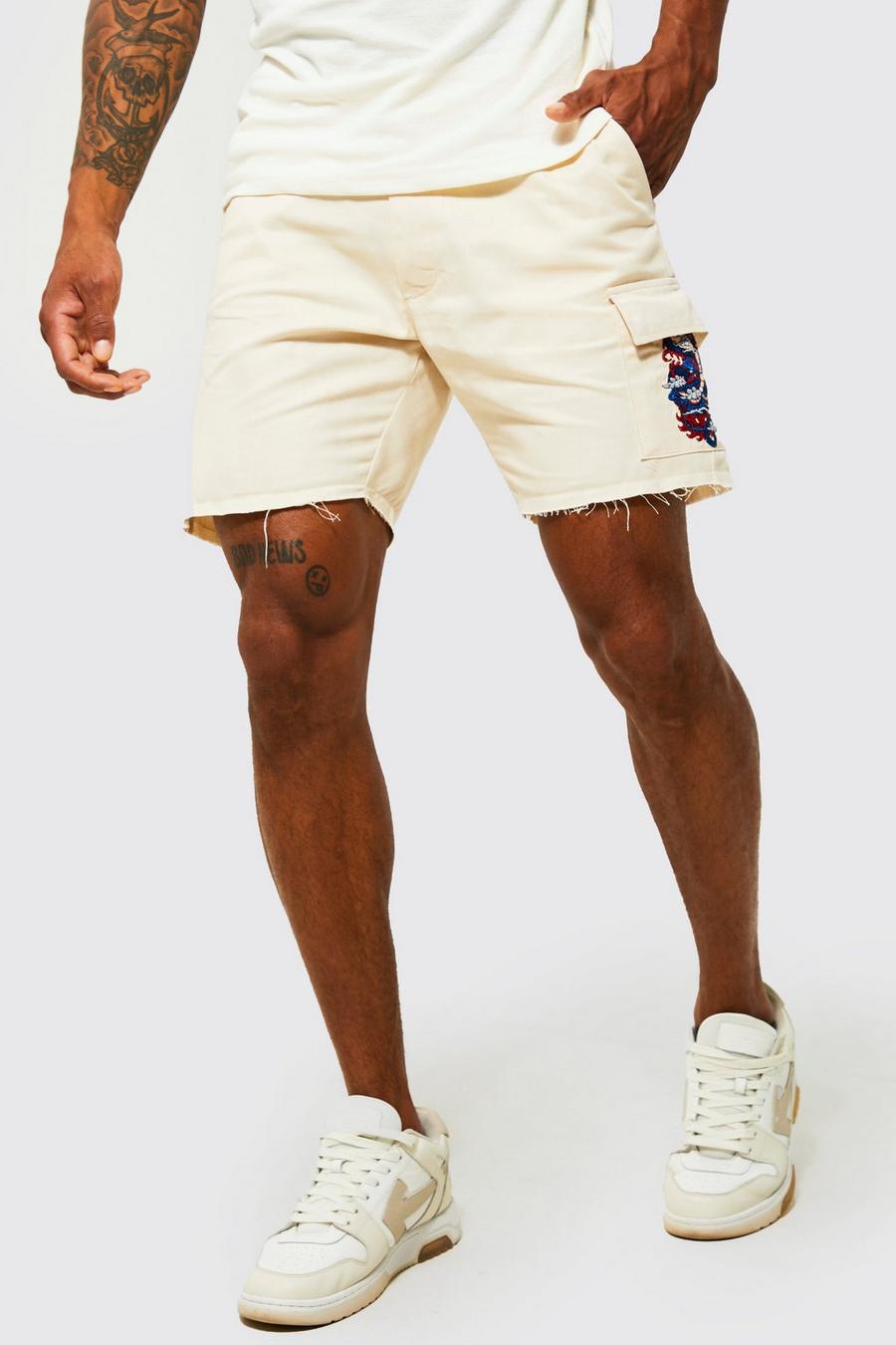 Stone Slim Fit Cargo Shorts With Dragon Embroidery image number 1