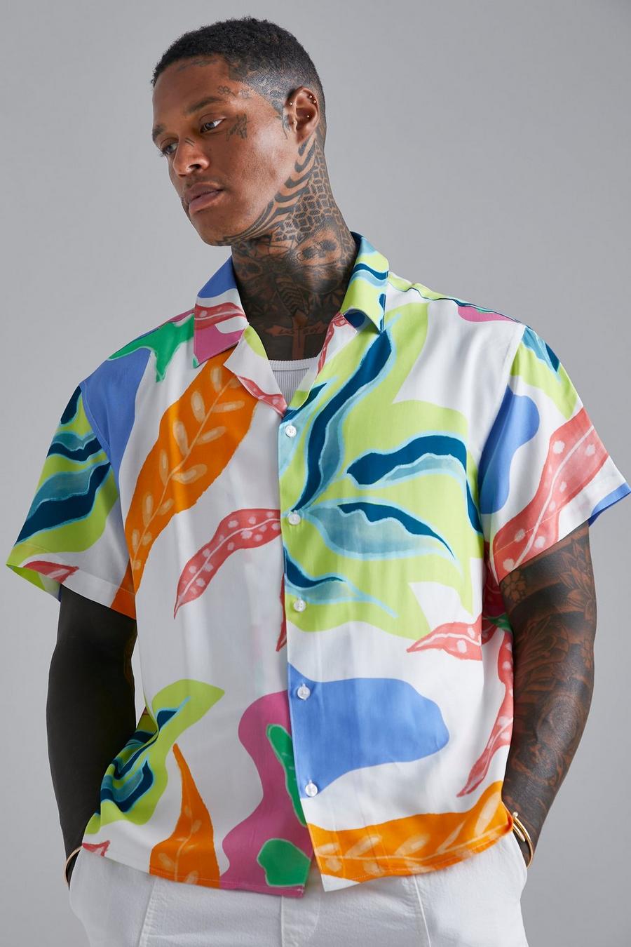 Camicia squadrata a maniche corte in viscosa con stampa di palme e rever, Multi multicolor