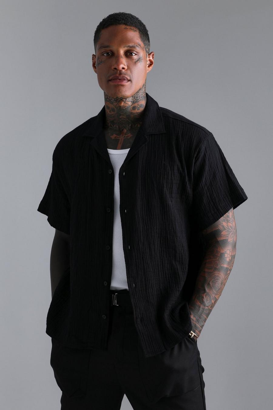 Black Short Sleeve Revere Boxy Textured Shirt image number 1