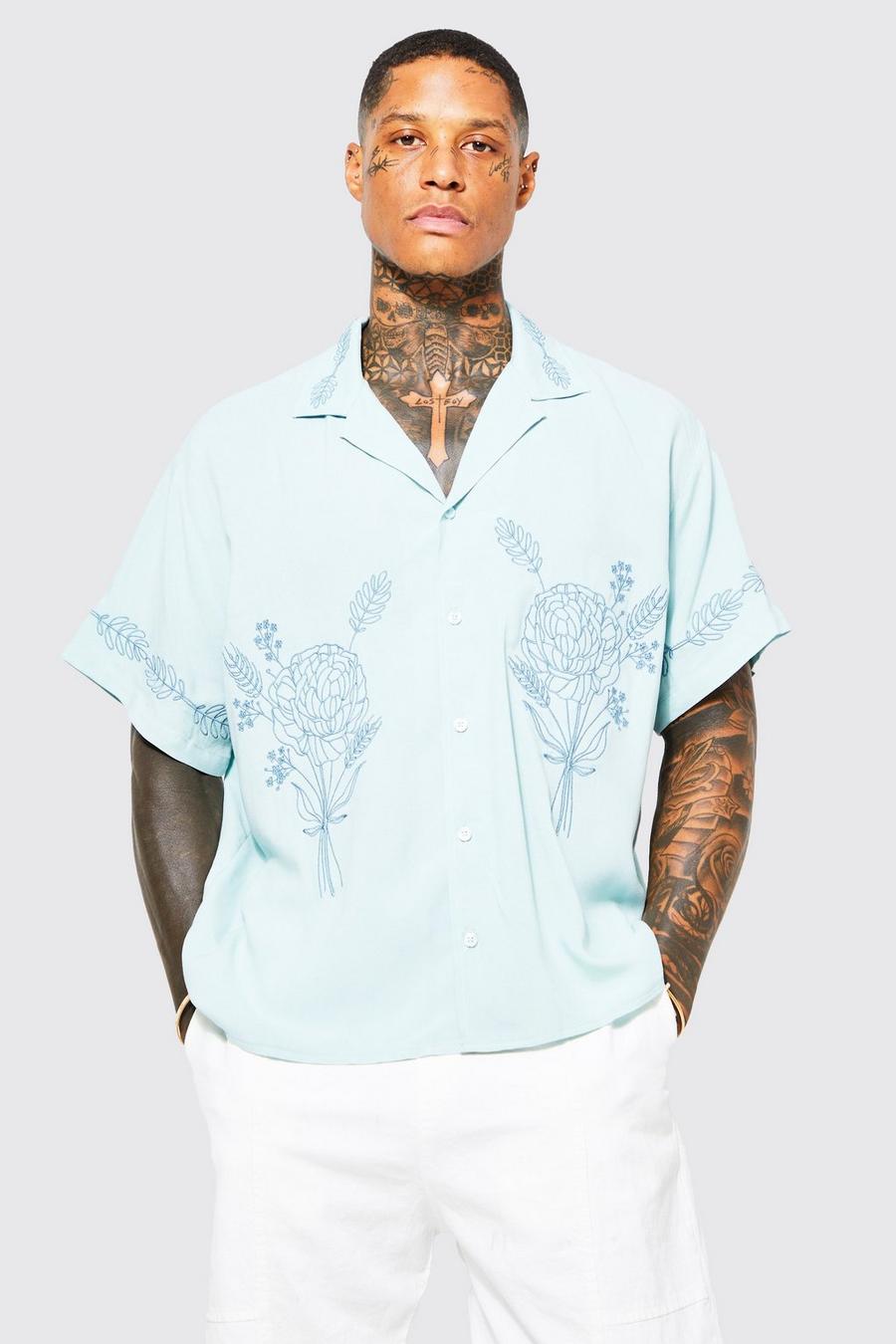 Camisa recta de viscosa con bordado de flores en el pecho, Blue azul image number 1