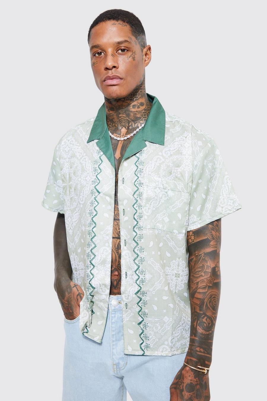 Men's Boxy Bandana Print Contrast Collar Shirt | Boohoo UK