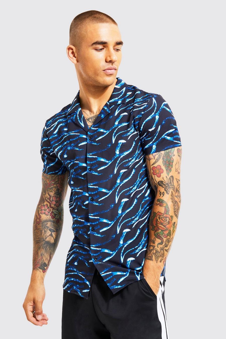 Camisa de manga corta ajustada al músculo con estampado abstracto, Navy azul marino