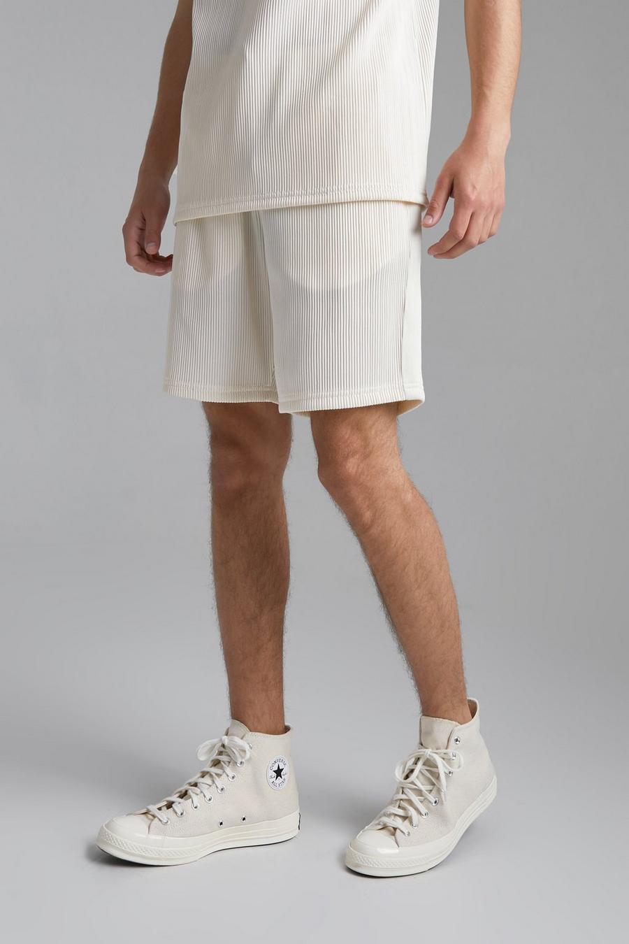 Ecru Slim Fit Mid Pleated Short With Side Tape image number 1