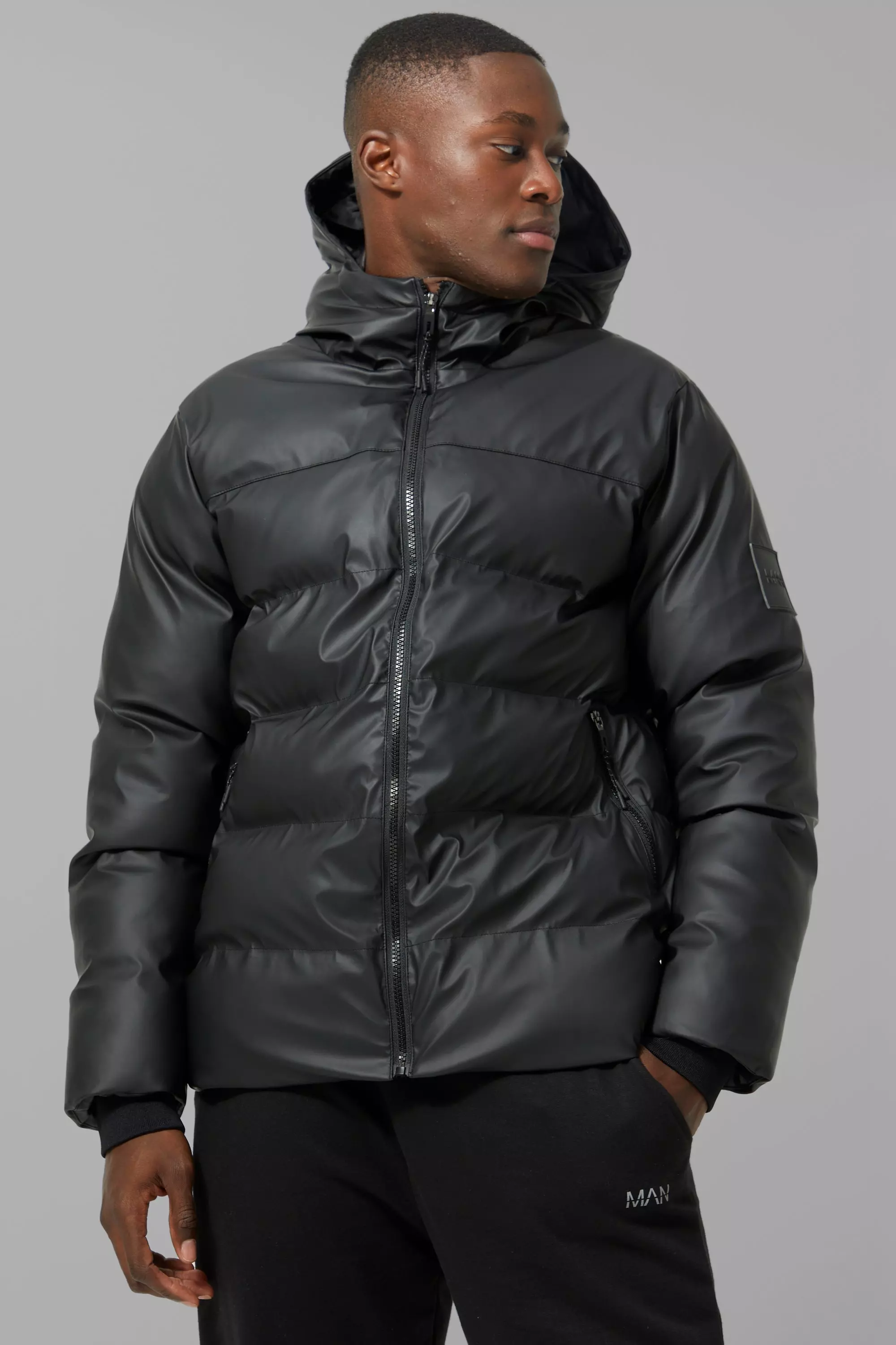 Black Man Active Matte Puffer Jacket alternative image