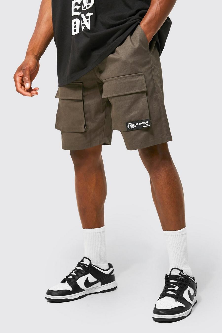 Khaki Regular Fit 3D Cargo Shorts image number 1