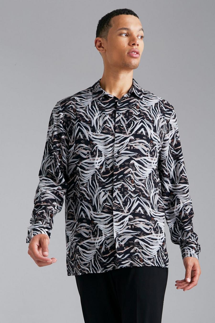 Camisa Tall de manga larga y viscosa con estampado de hojas, Black image number 1
