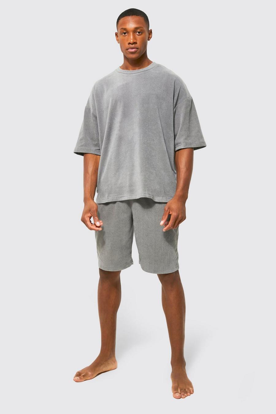 Weiche gerippte Plüsch Oversize Shorts, Charcoal image number 1