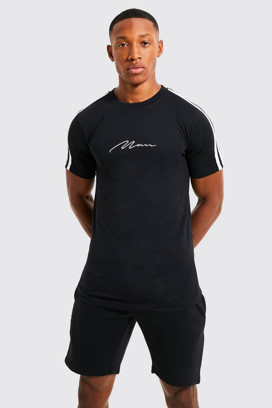 Black Muscle Fit Man Curve Hem Tape T-shirt image number 1