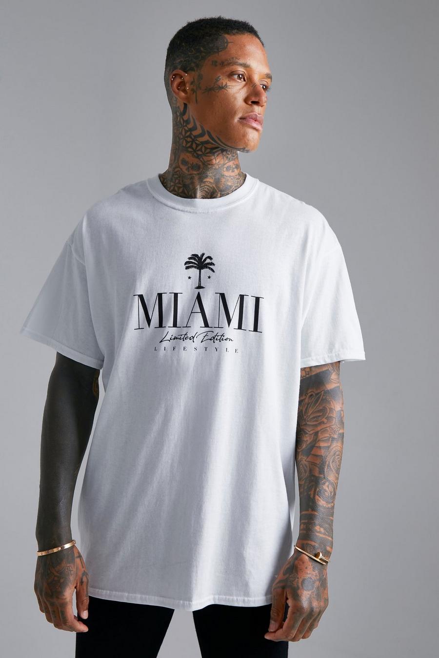 White Oversized City Graphic T-shirt image number 1