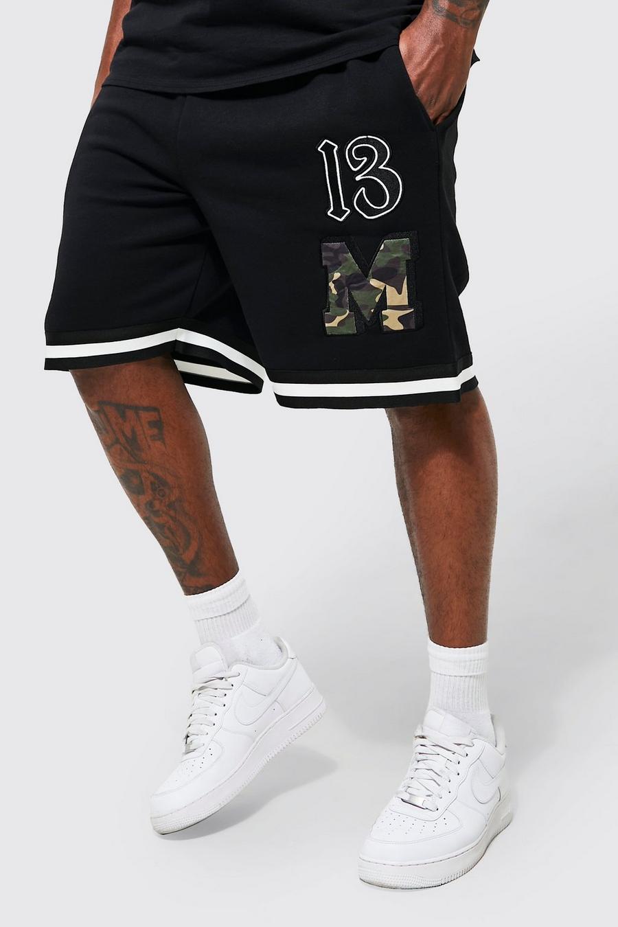 Pantaloncini da basket Plus Size in jersey con applique stile Varsity, Black nero image number 1