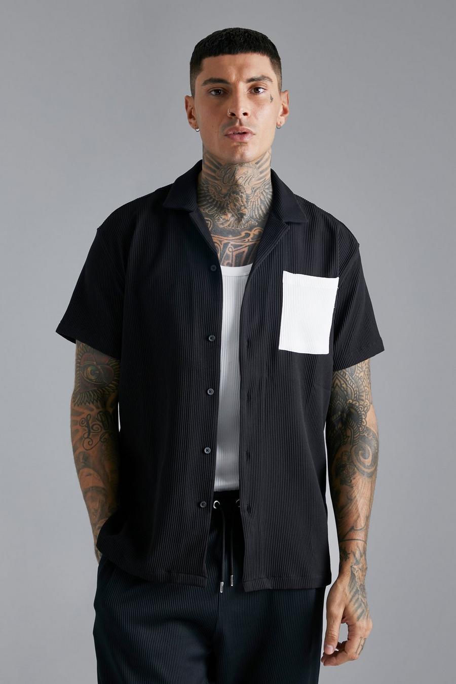 Camisa Plisada oversize de manga corta con colores en bloque, Black negro