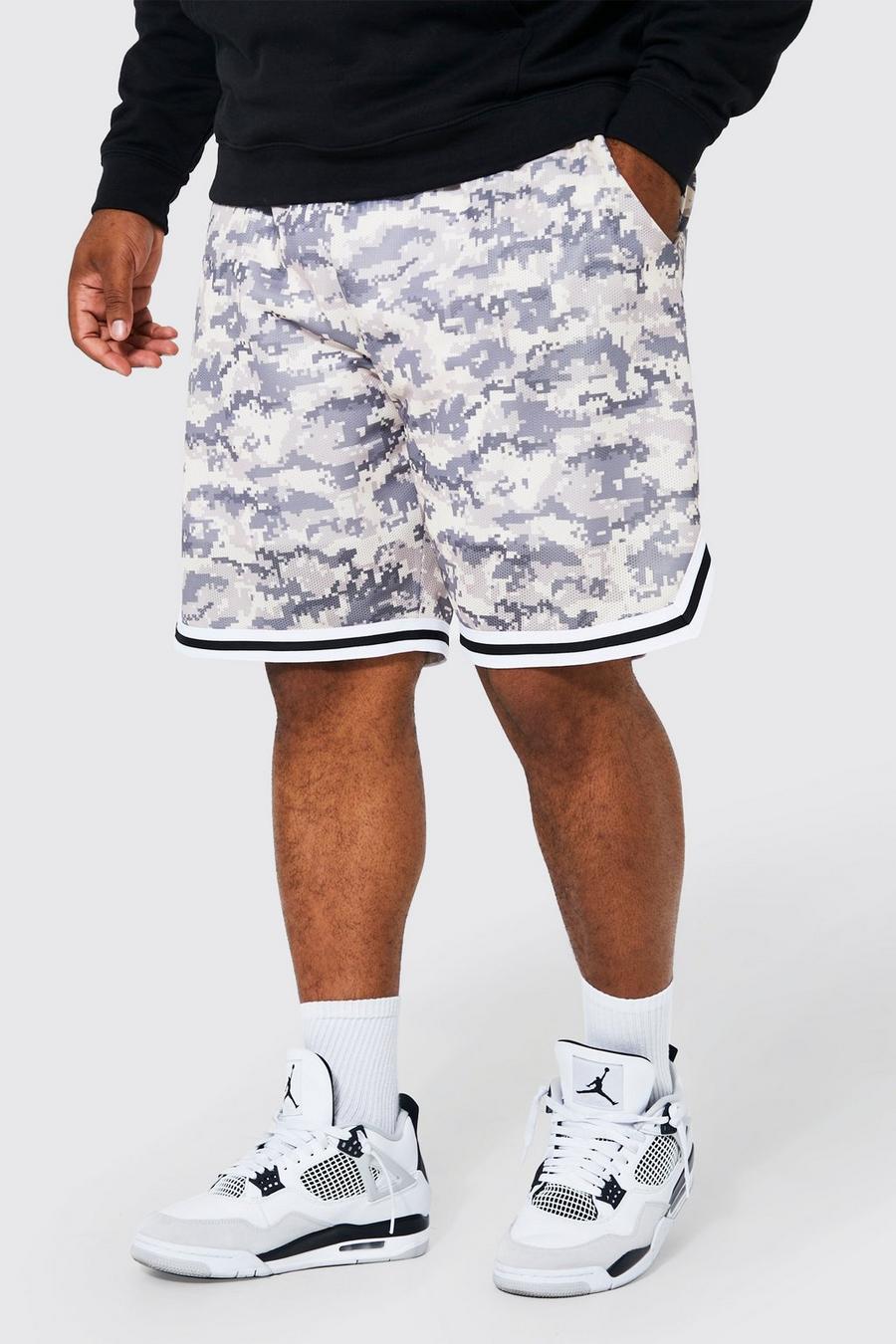Ecru white Plus - Kamouflagemönstrade shorts med muddar image number 1