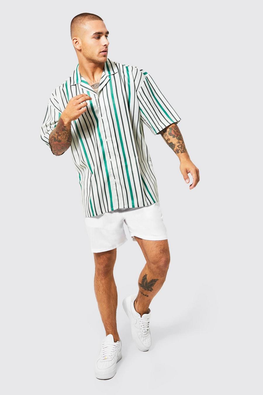 Kastiges gestreiftes Oversize Hemd und Shorts, Green image number 1