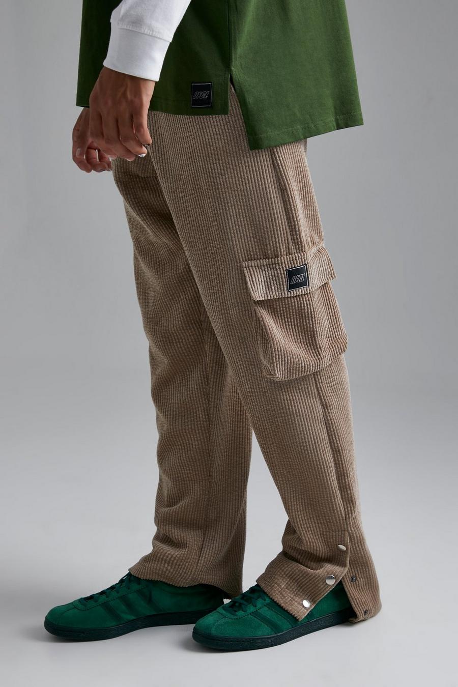 Pantalón cargo de pana y pernera recta con botones de presión, Sand image number 1