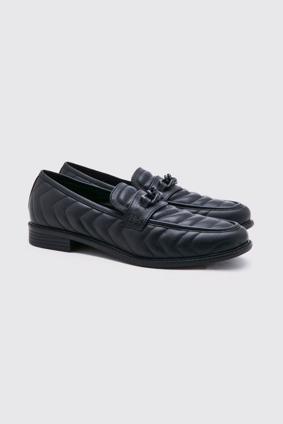 Black Gewatteerde Loafer Met Stiksels En Ketting Detail