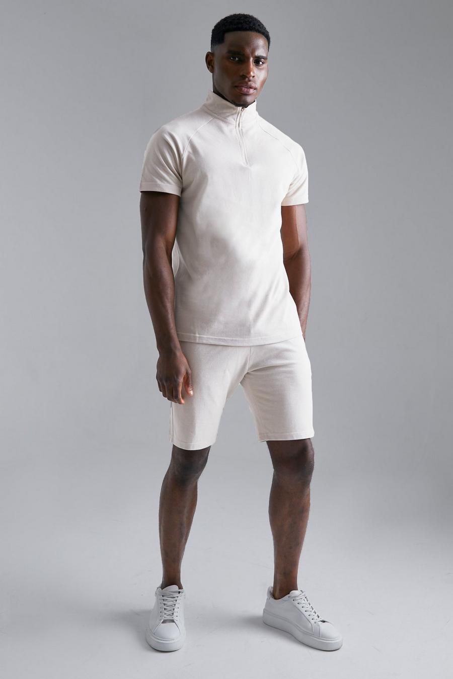 Pique Poloshirt mit Trichterkragen und Shorts, Taupe image number 1