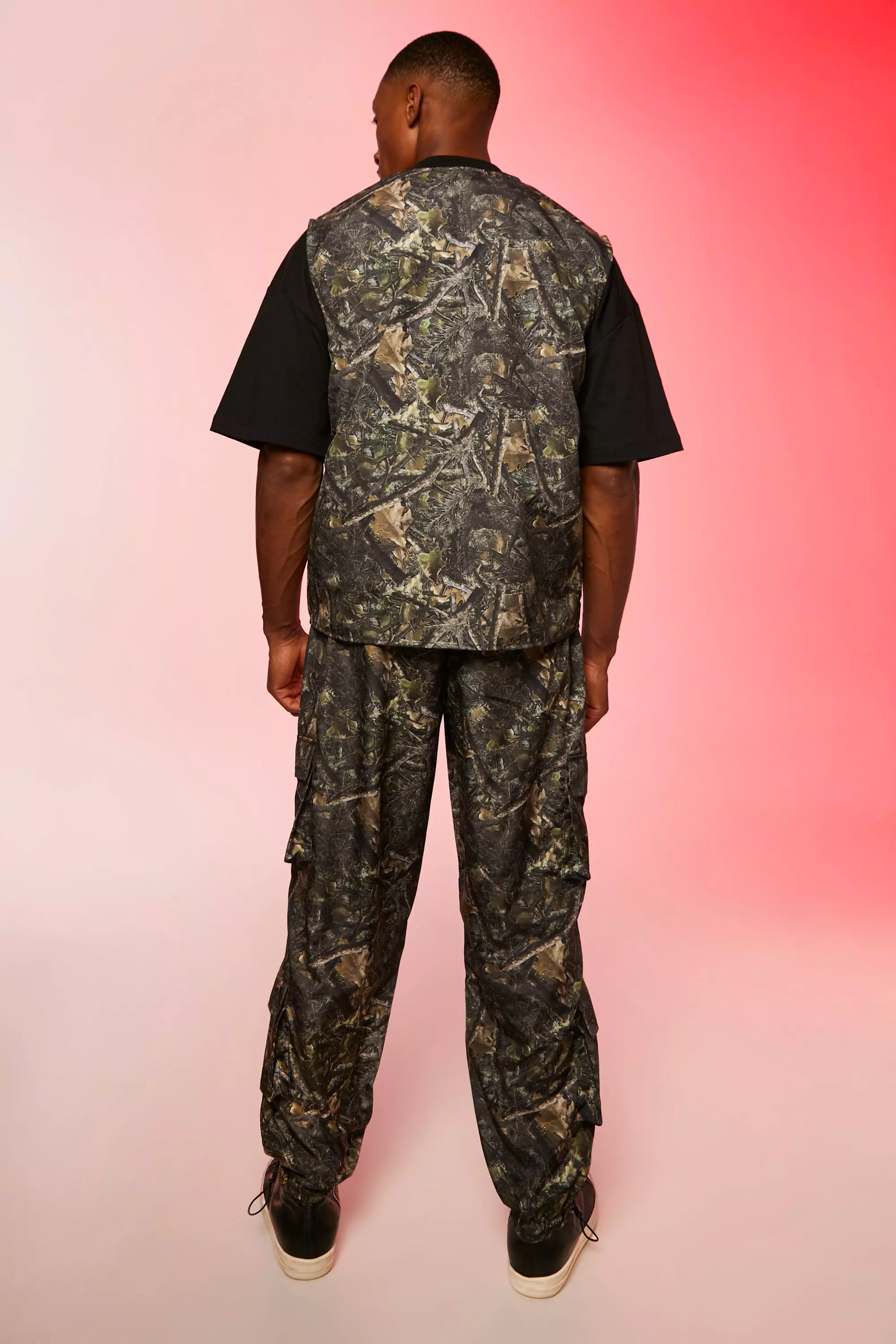 Camo Multi Pocket Ripstop Utility Vest alternative image