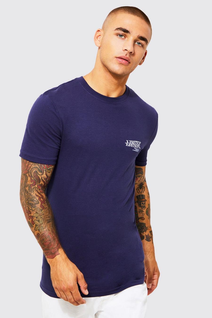 Navy T-shirt i muscle fit med tryck image number 1