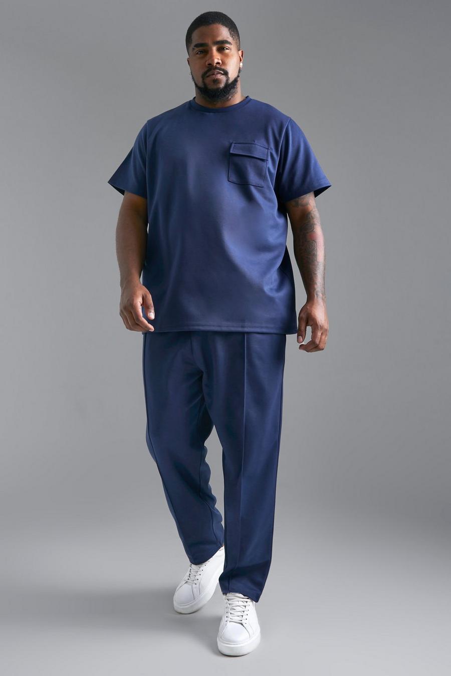 Navy Plus Slim Fit T-Shirt En Toelopende Joggingbroek Set image number 1