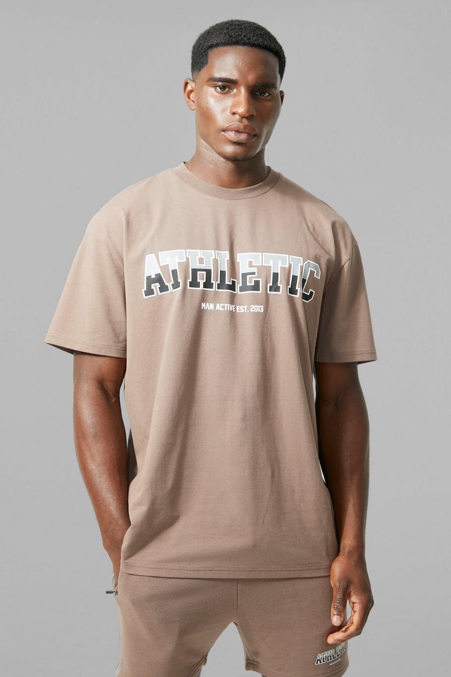 Chocolate marrón Man Active Gym Oversized Athletic T-shirt image number 1