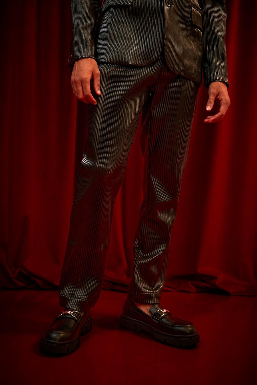 Pantaloni completo Slim Fit in PU plissettati, Black image number 1