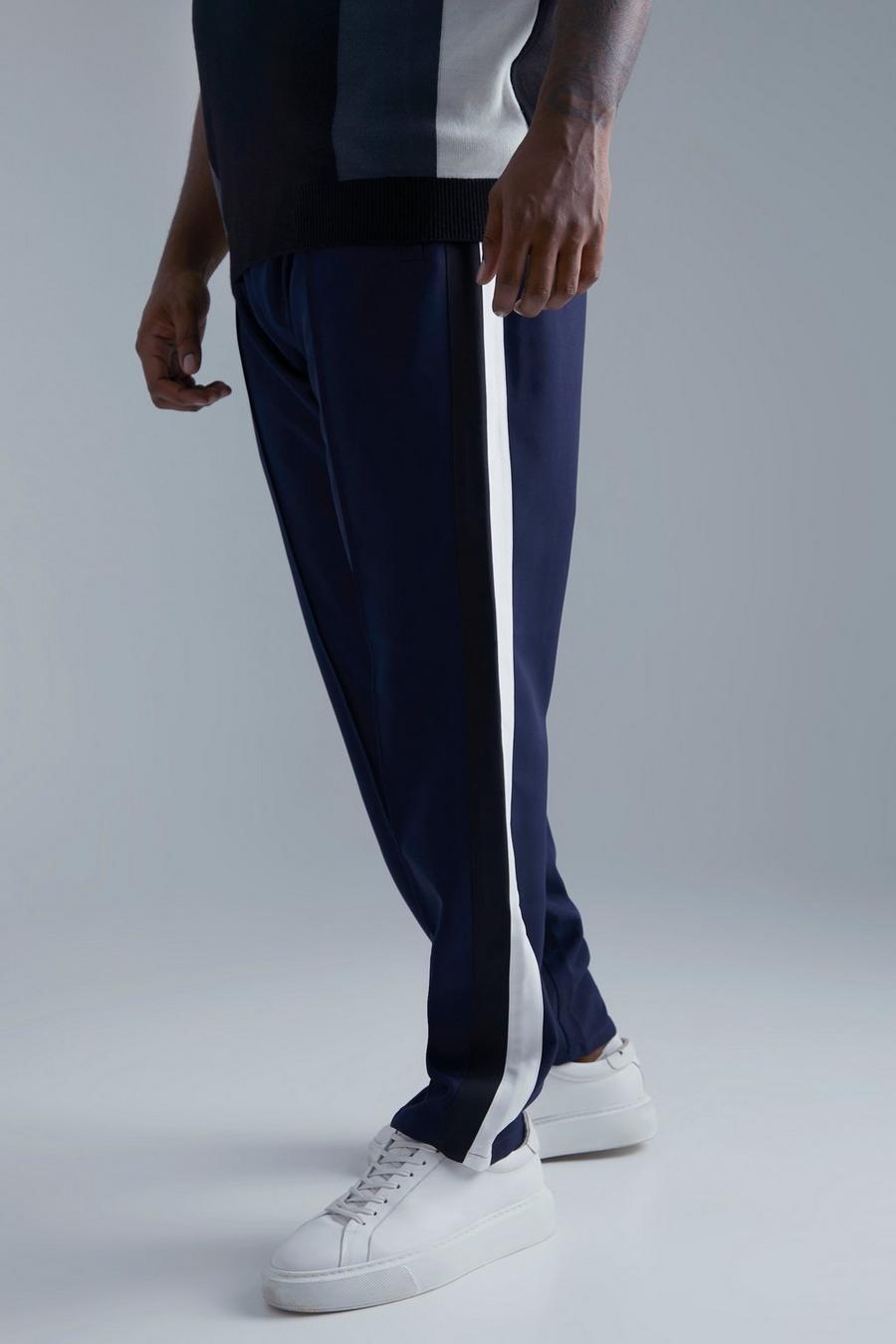 Pantalón Plus entallado con estampado universitario, Navy azul marino