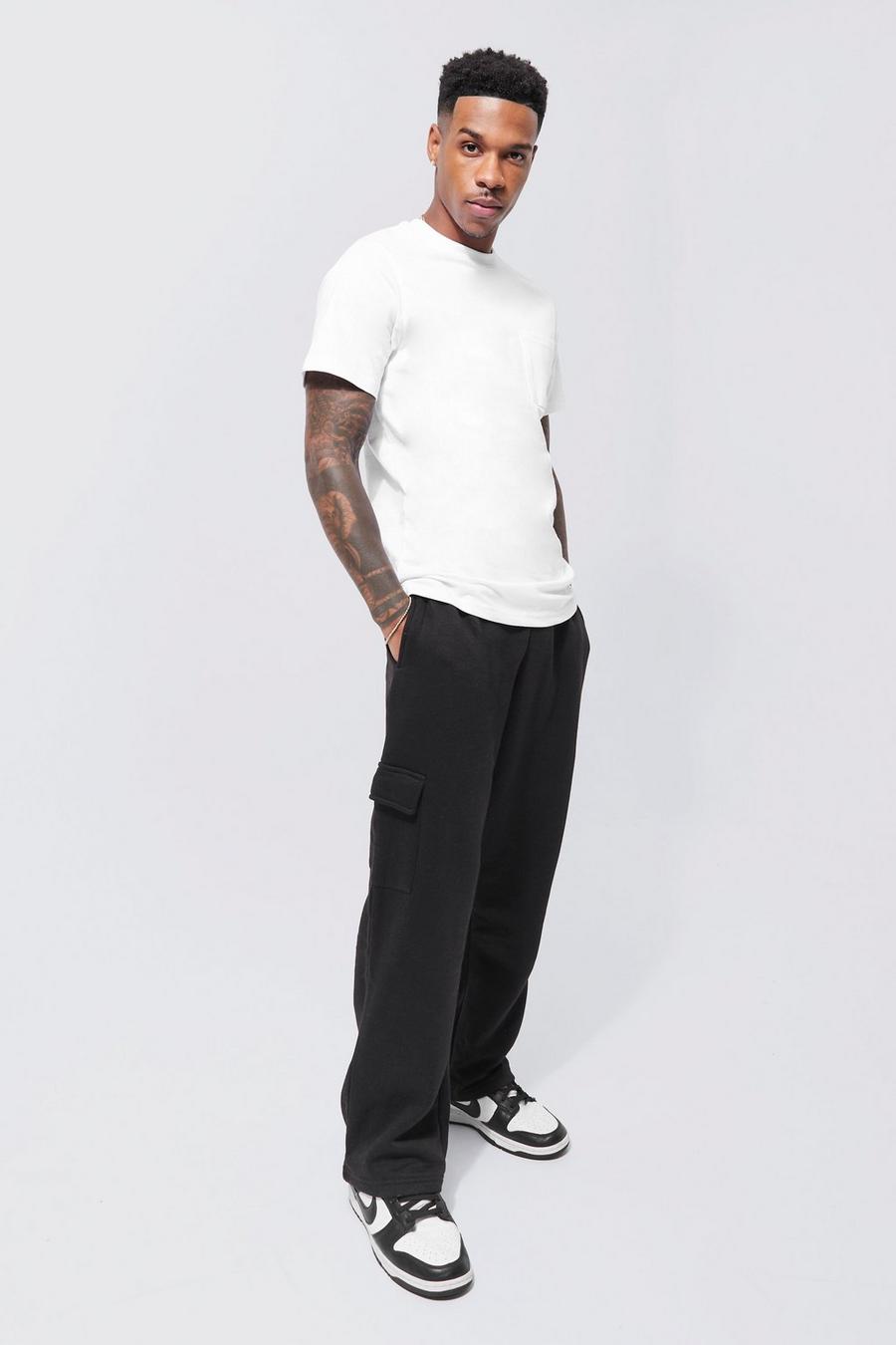 Black Relaxed Fit Cargo T-shirt And Jogger Set image number 1