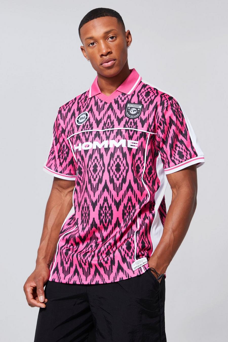 Pink V Neck Homme Football Patterned T-shirt image number 1
