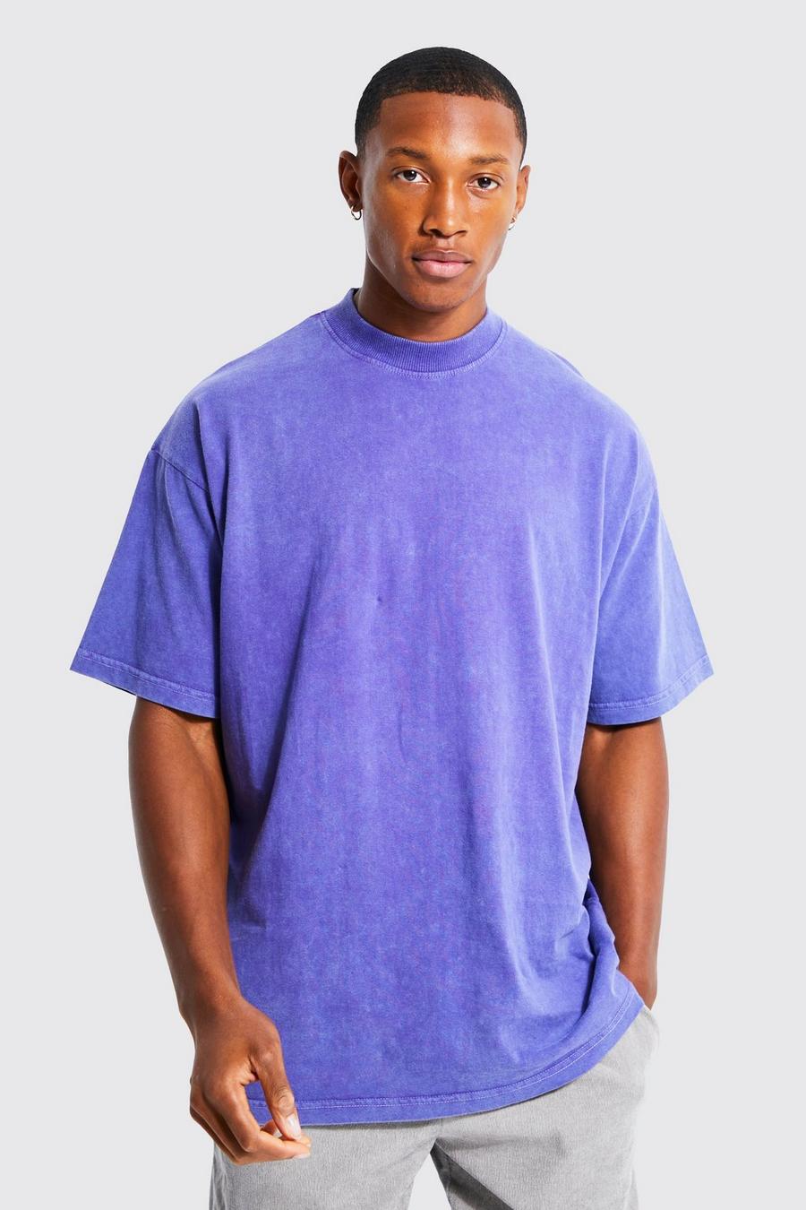 Purple violet Oversized Gebleekte Man T-Shirt Met Brede Nek image number 1