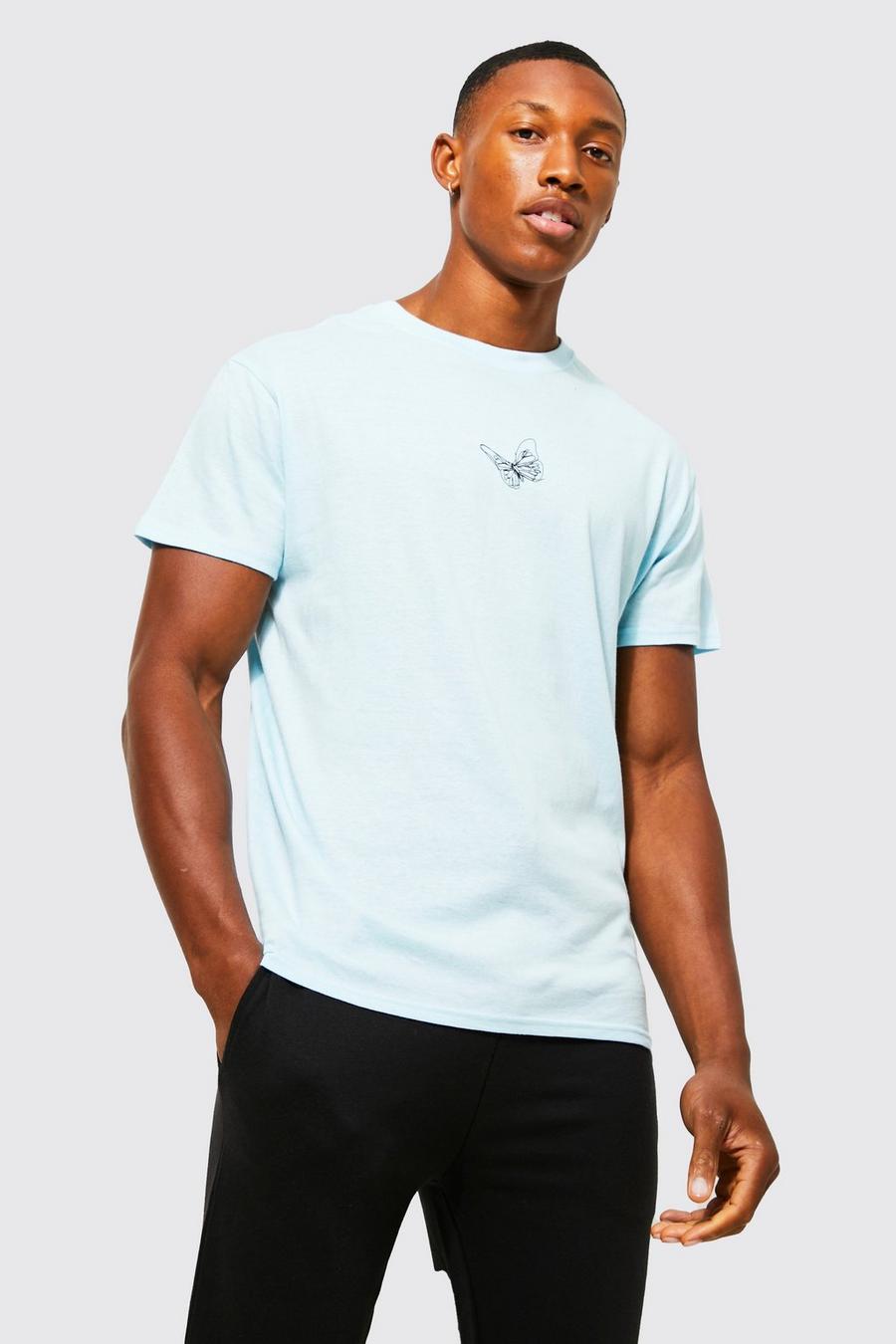 Light blue T-shirt med fjäril image number 1