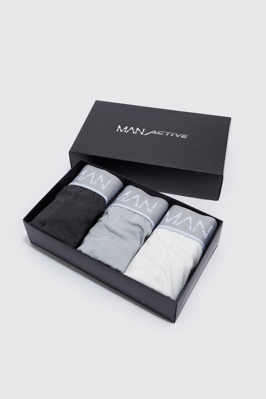 Multi Man Active 3 Pack Gift Boxed Briefs image number 1