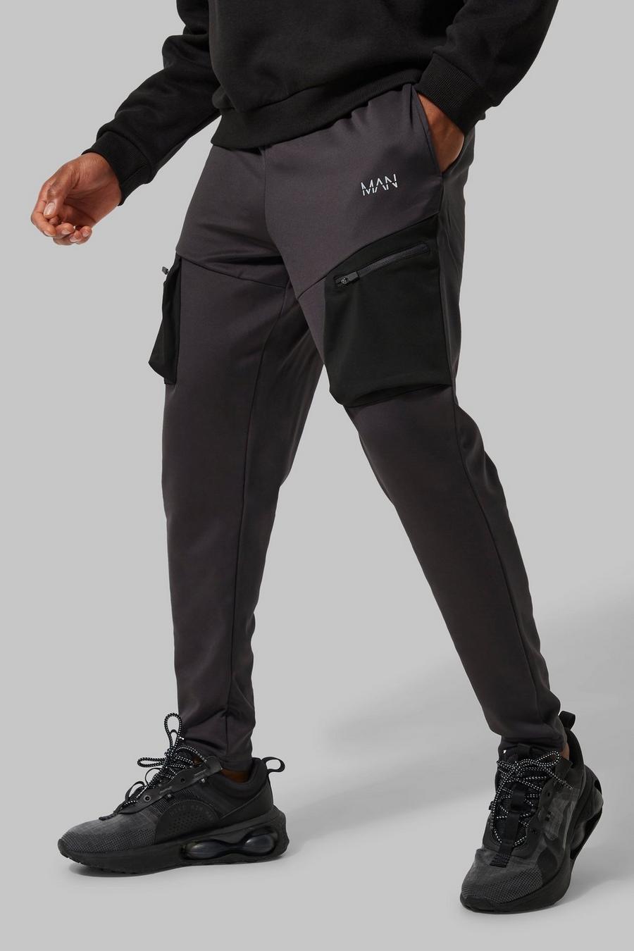 Charcoal grå Man Active Technical Stretch Cargo Joggers image number 1
