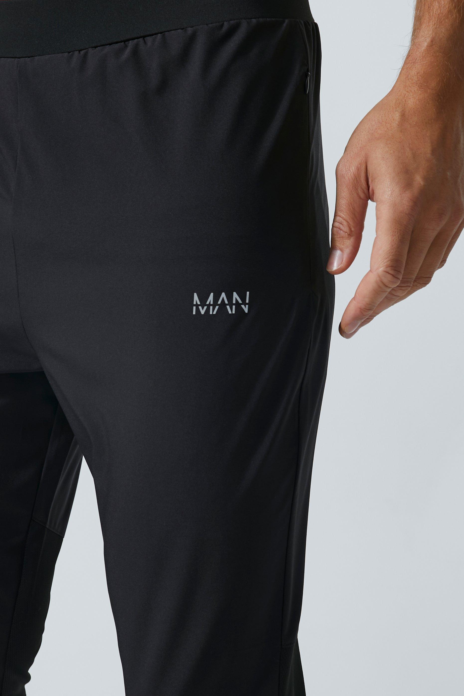 Man Active Gym Lightweight Plain Track Pant