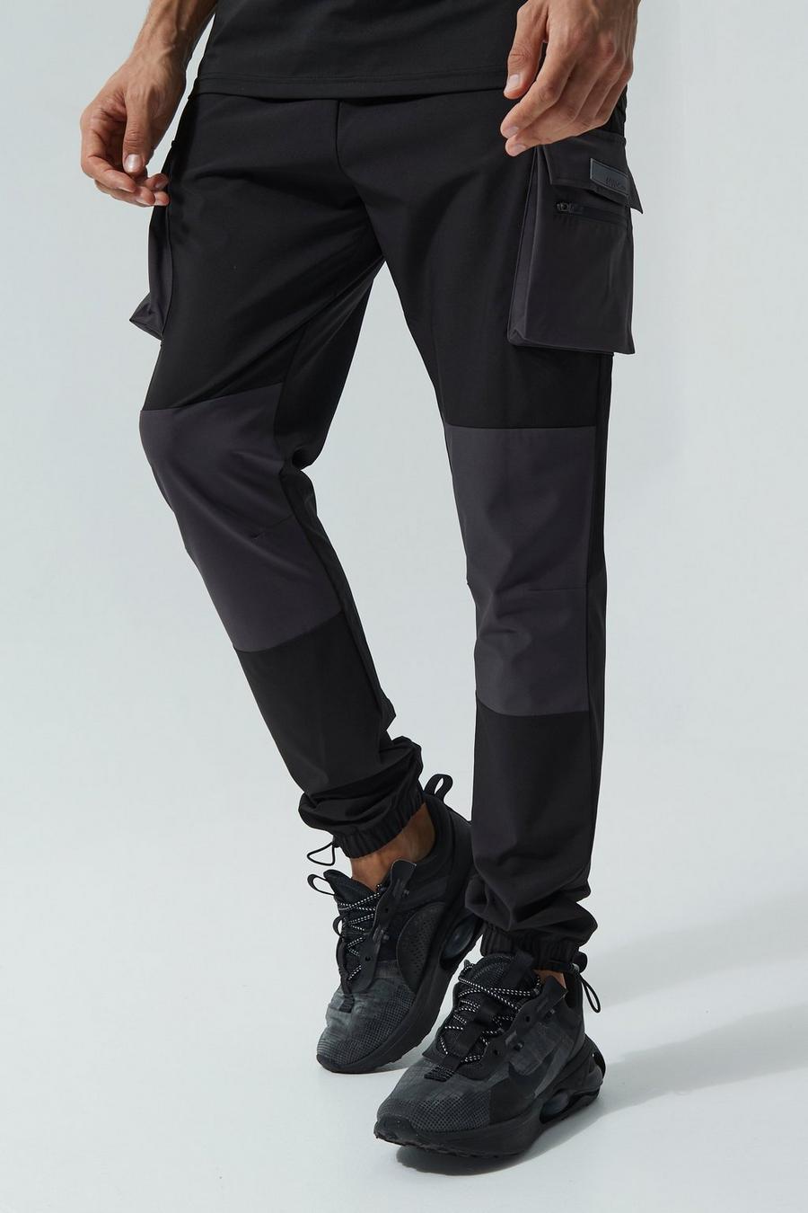 שחור מכנסי דגמ"ח ספורטיביים קולור בלוק עם כיתוב Man, לגברים גבוהים image number 1