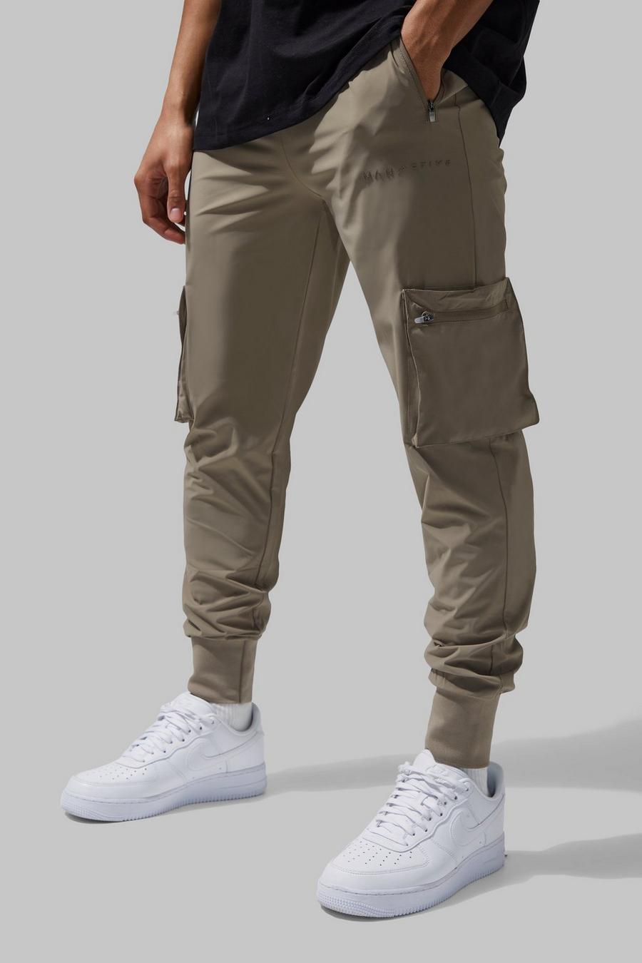 Taupe beige Man Active Gym Deep Rib Tech Cargo Pant image number 1