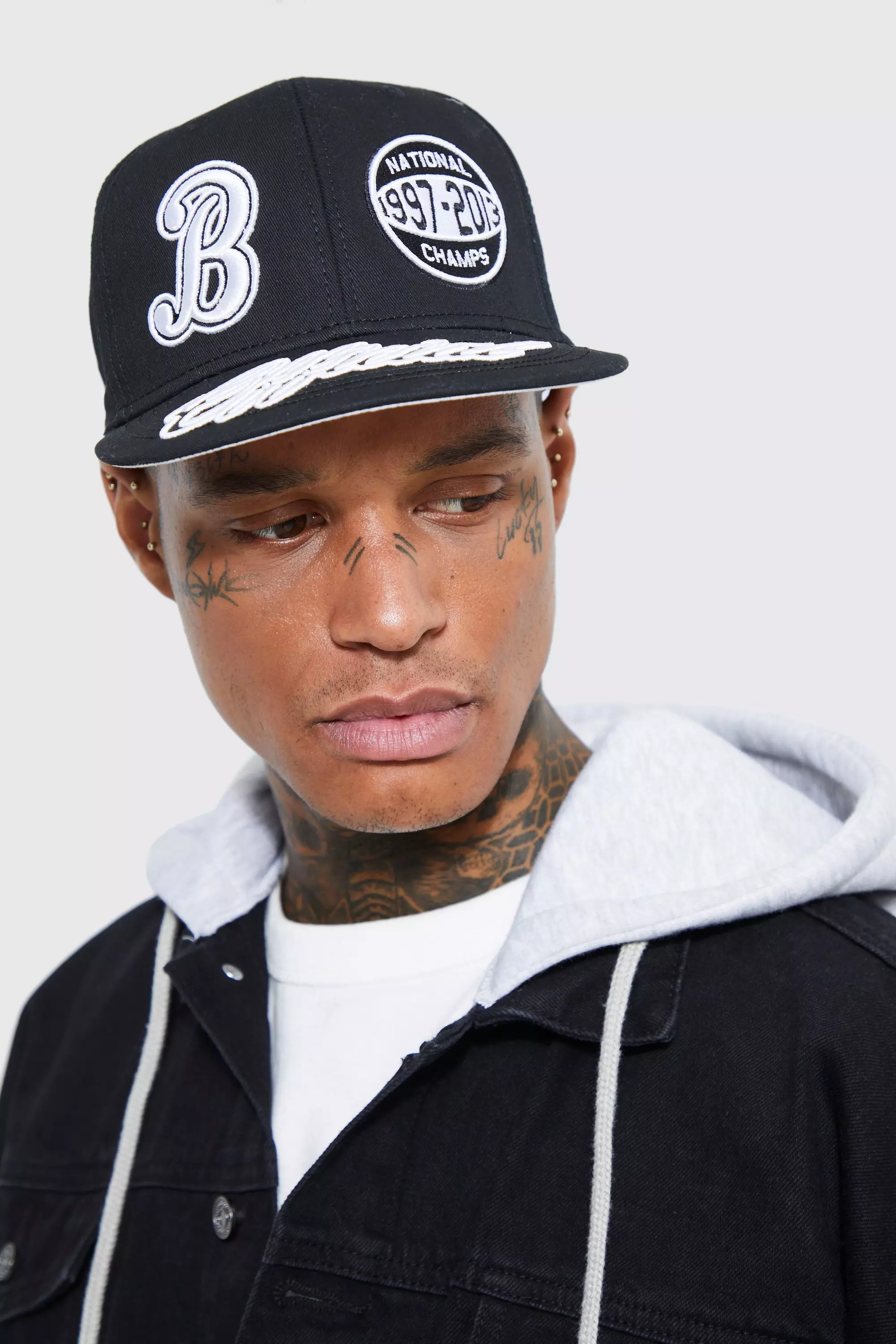 Black Official Embroidered Snapback alternative image