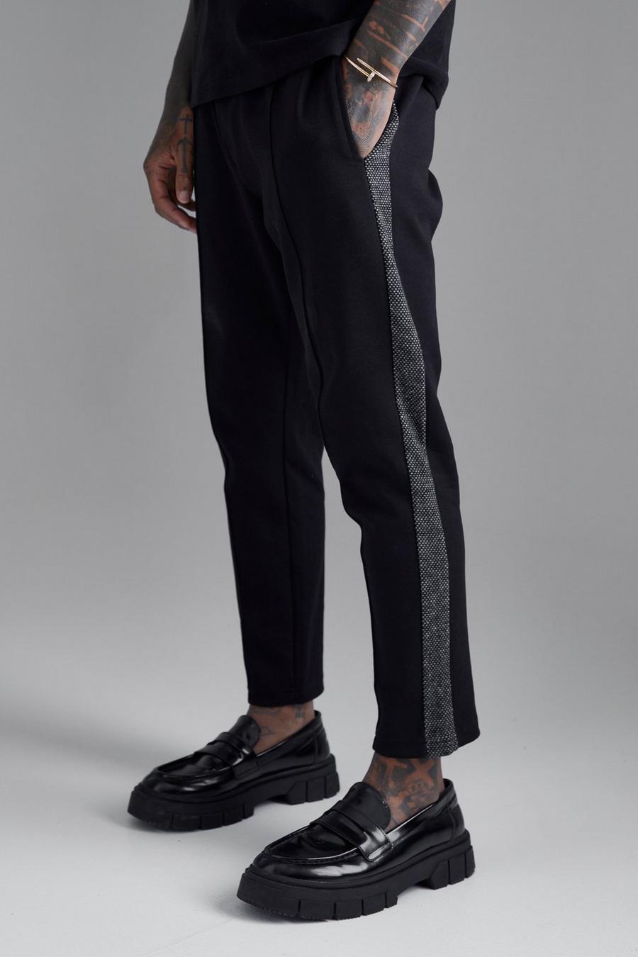 Pantaloni tuta affusolati Slim Fit con pannelli laterali e nervature, Black nero