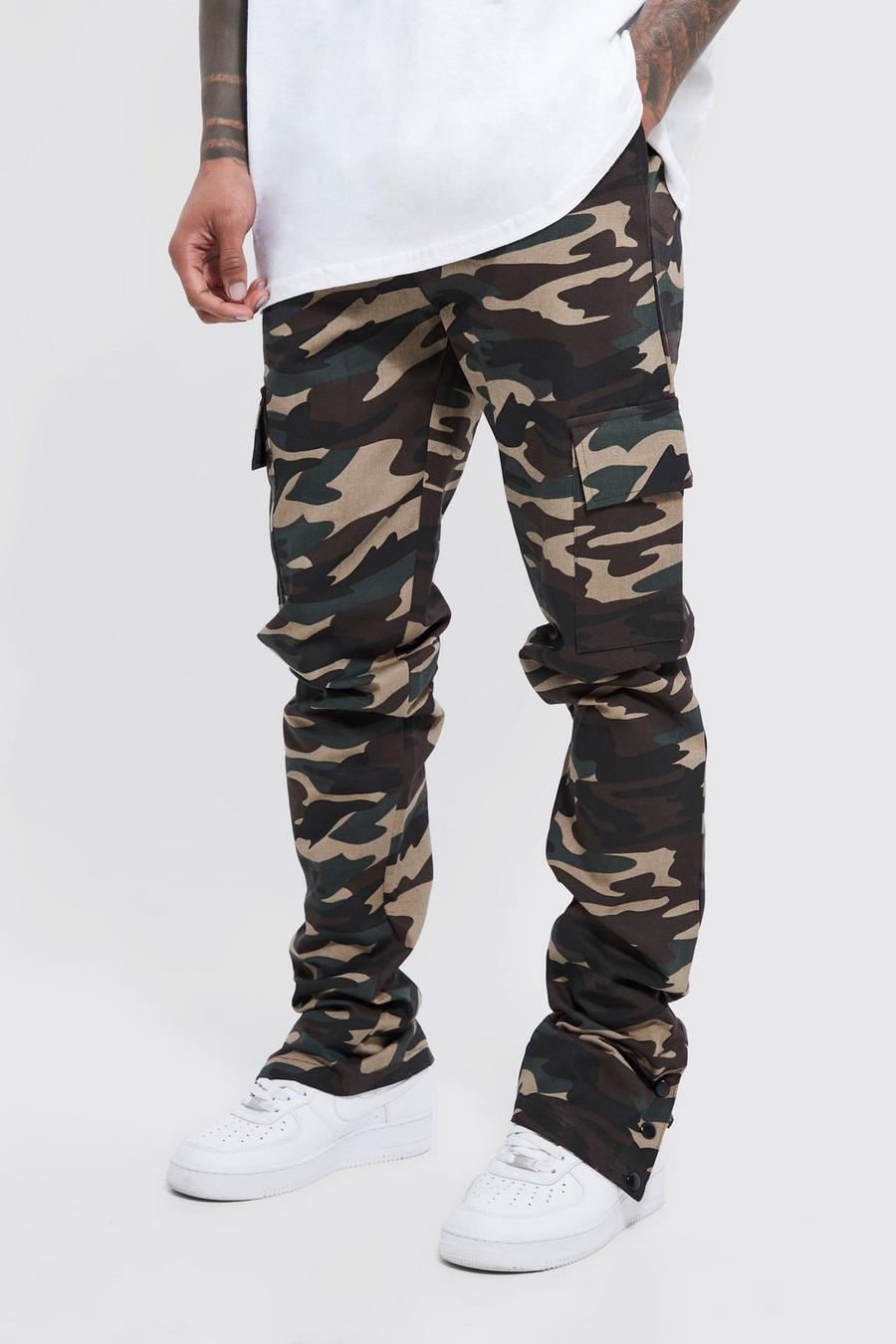 Pantaloni Cargo Slim Fit in twill in fantasia militare con vita elasticizzata, Khaki image number 1