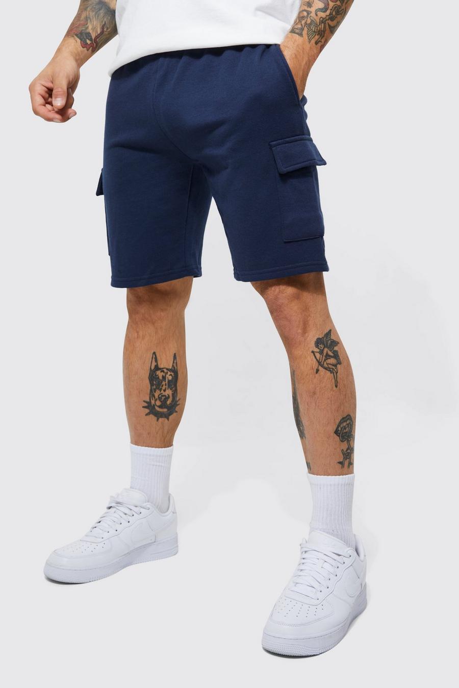 Mittellange Basic Slim-Fit Jersey Cargo-Shorts, Navy image number 1