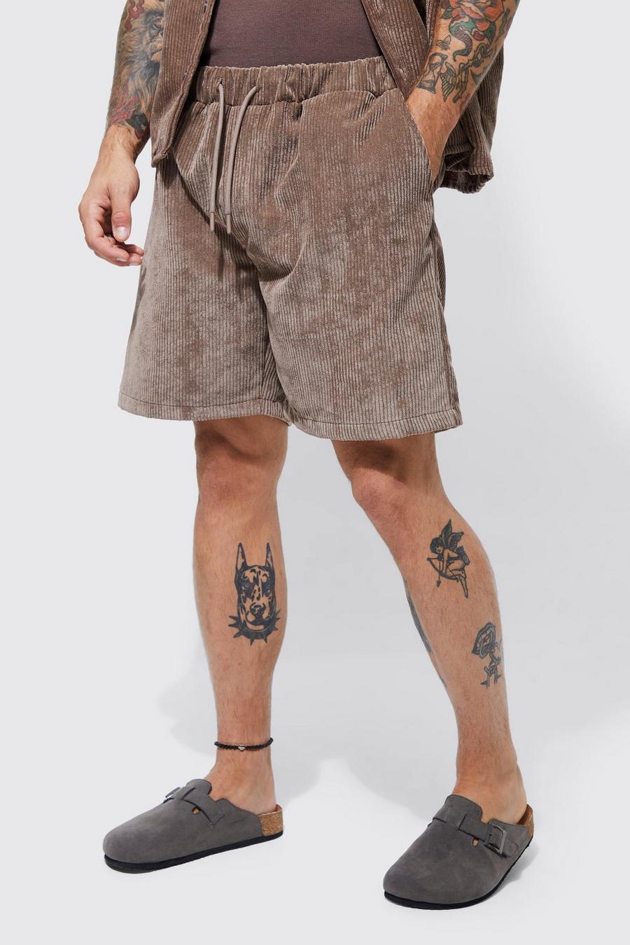 Slim-Fit Cord-Shorts mit elastischem Bund, Stone image number 1