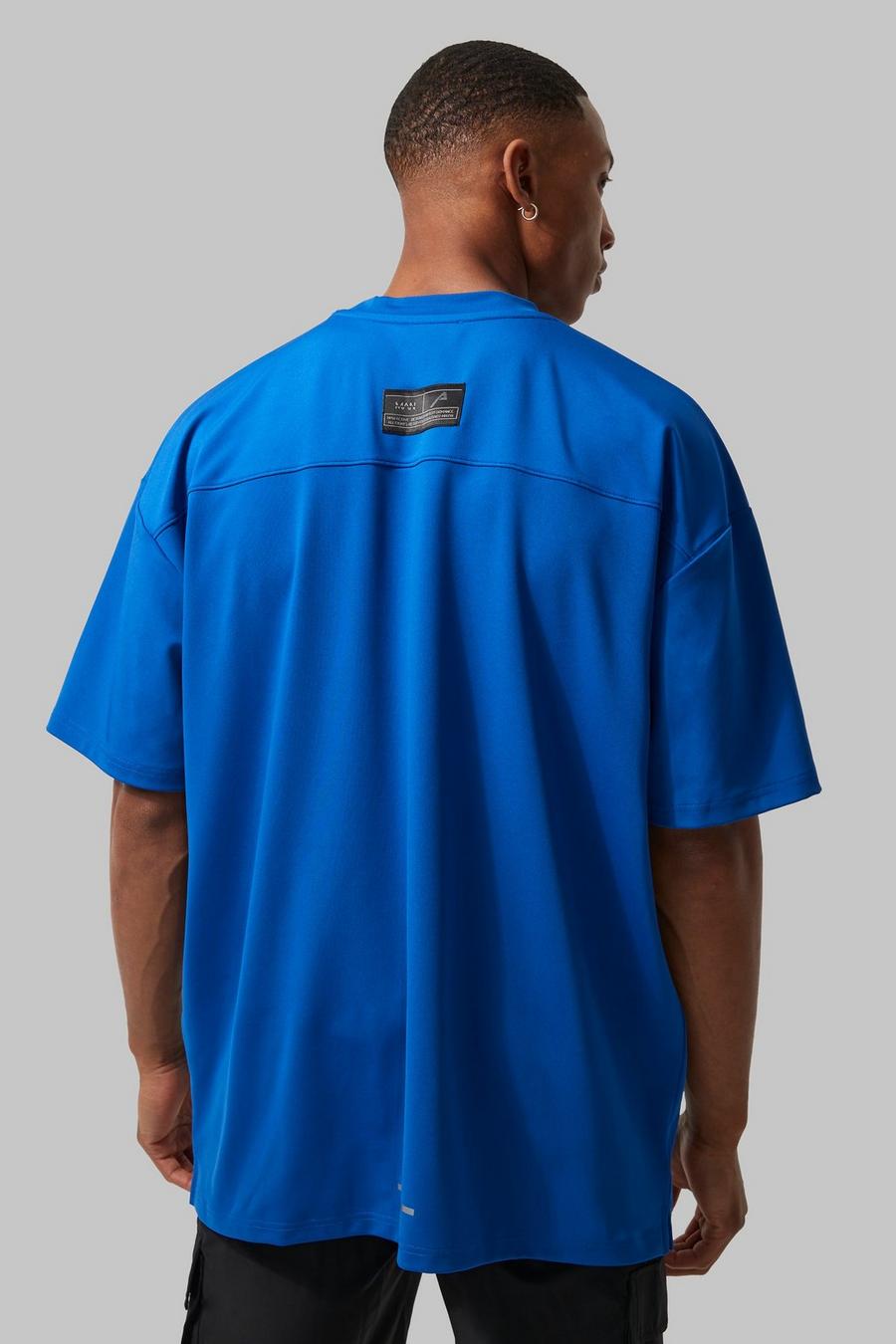 Man Active Gym Oversize Performance T-Shirt, Cobalt image number 1