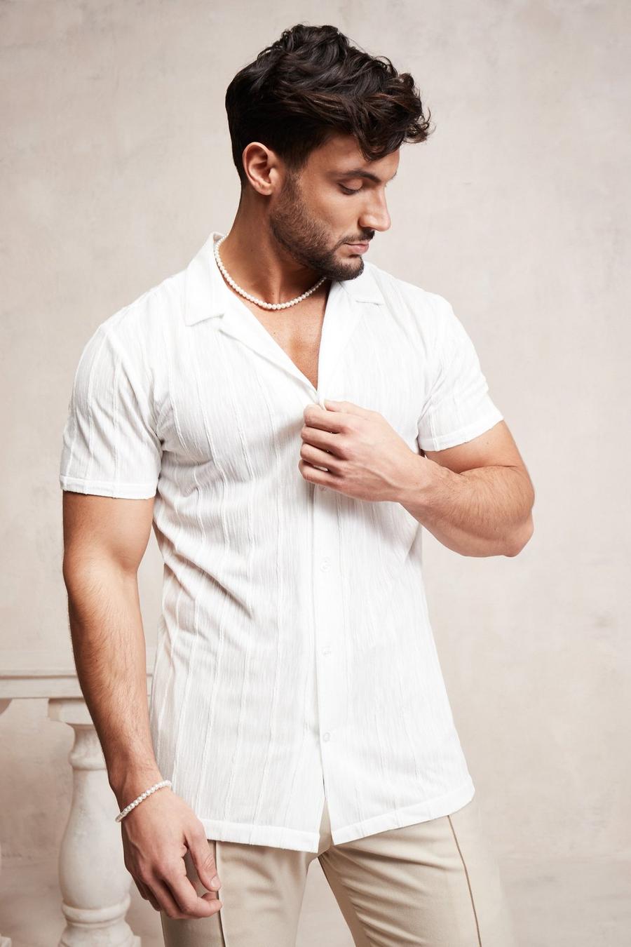 Camisa de tela jersey texturizada ajustada al músculo con rayas, Ecru image number 1