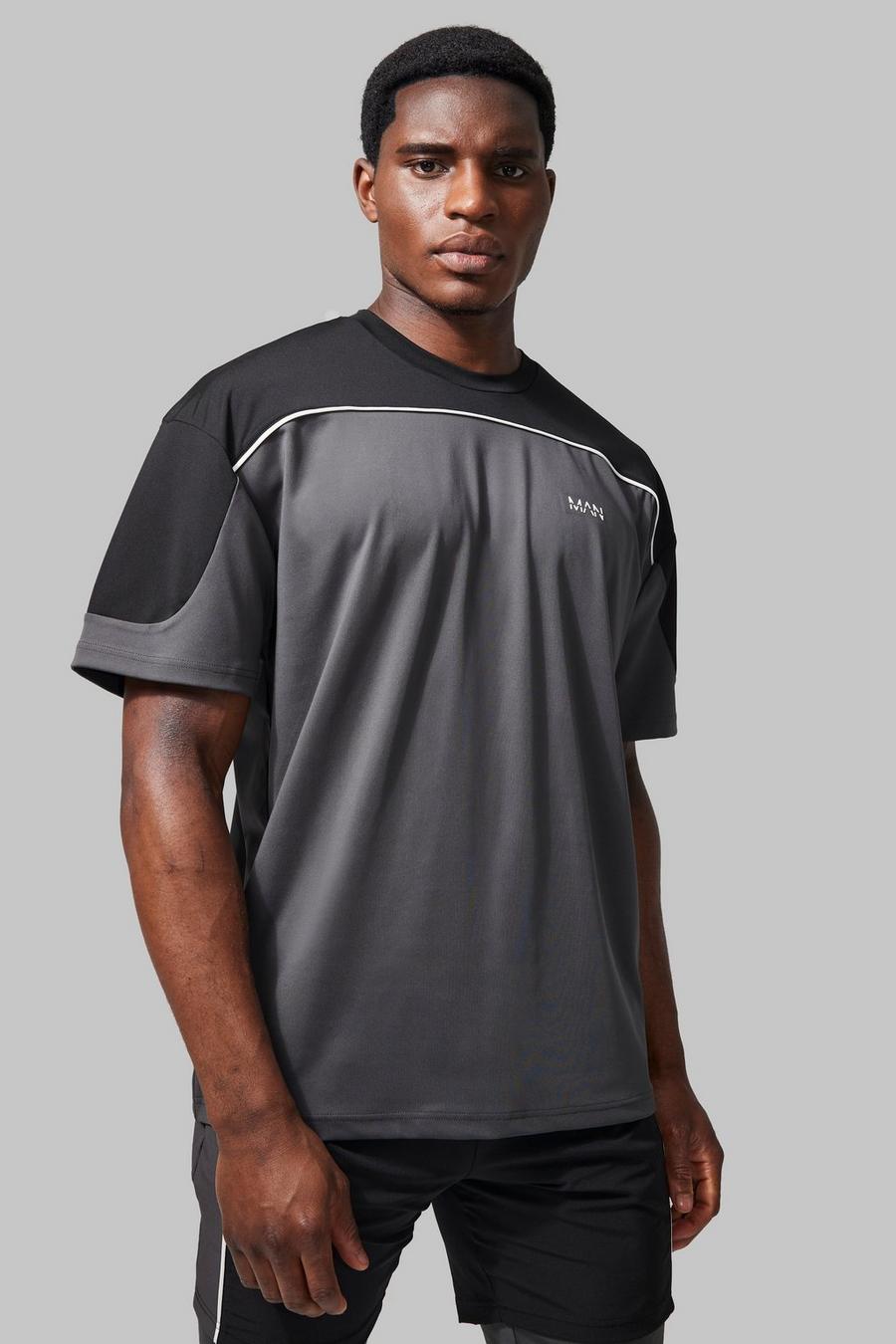 Black Man Active Oversized Colour Block T-shirt image number 1