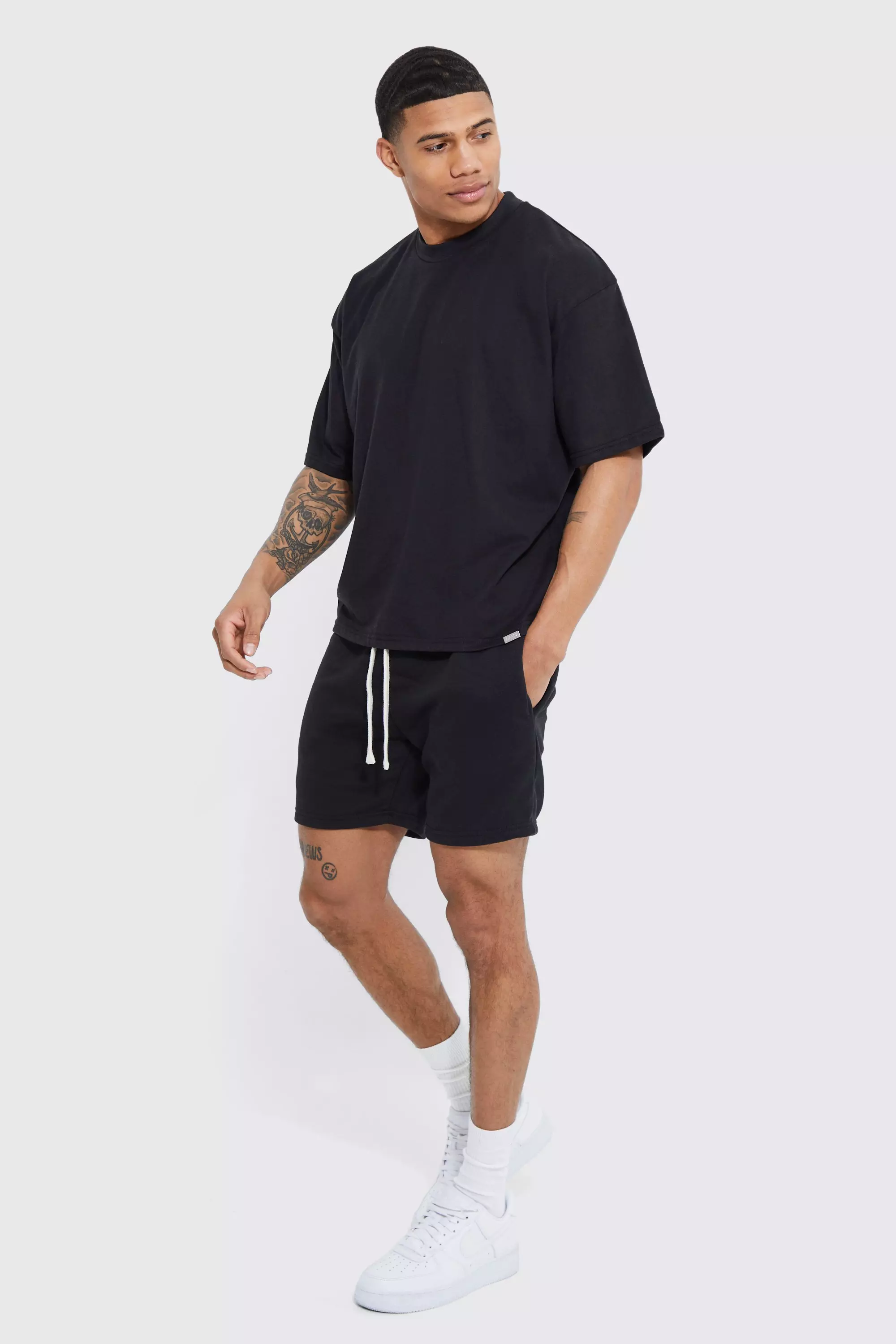 Black t shirt outlet and shorts