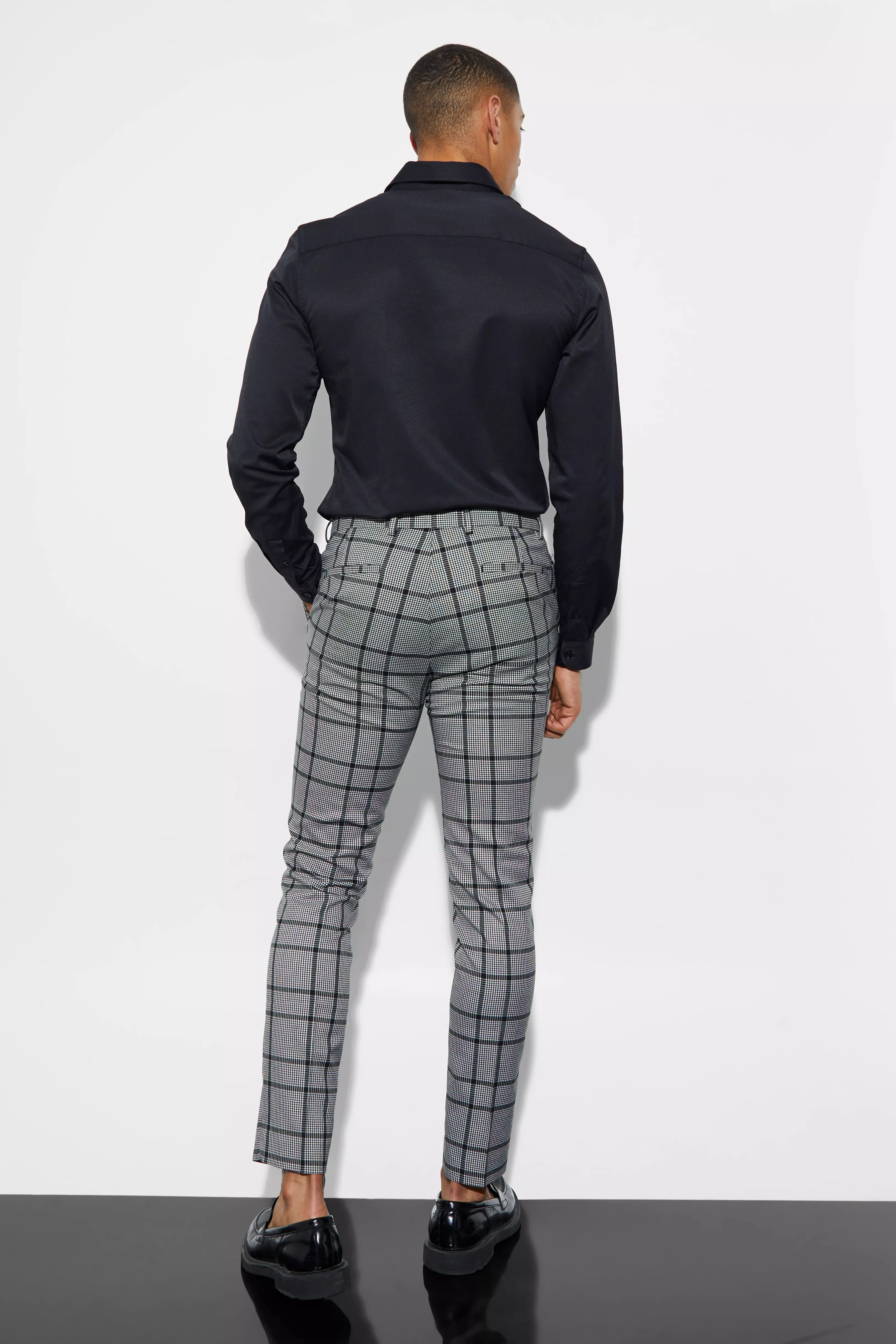 Boohoo checked trousers hotsell