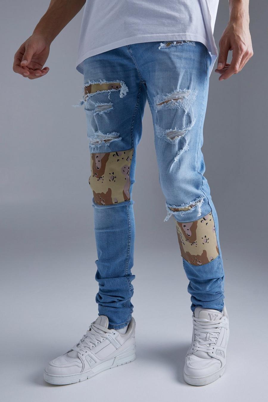 Jeans Tall Skinny Fit in fantasia militare con pieghe sul fondo e strappi & rattoppi, Light blue azul image number 1