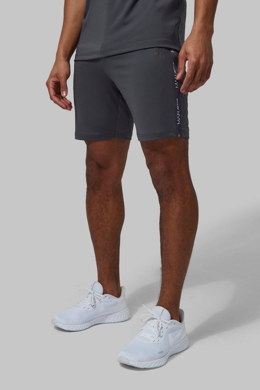 Man Active Performance Shorts mit Streifen-Detail, Charcoal gris